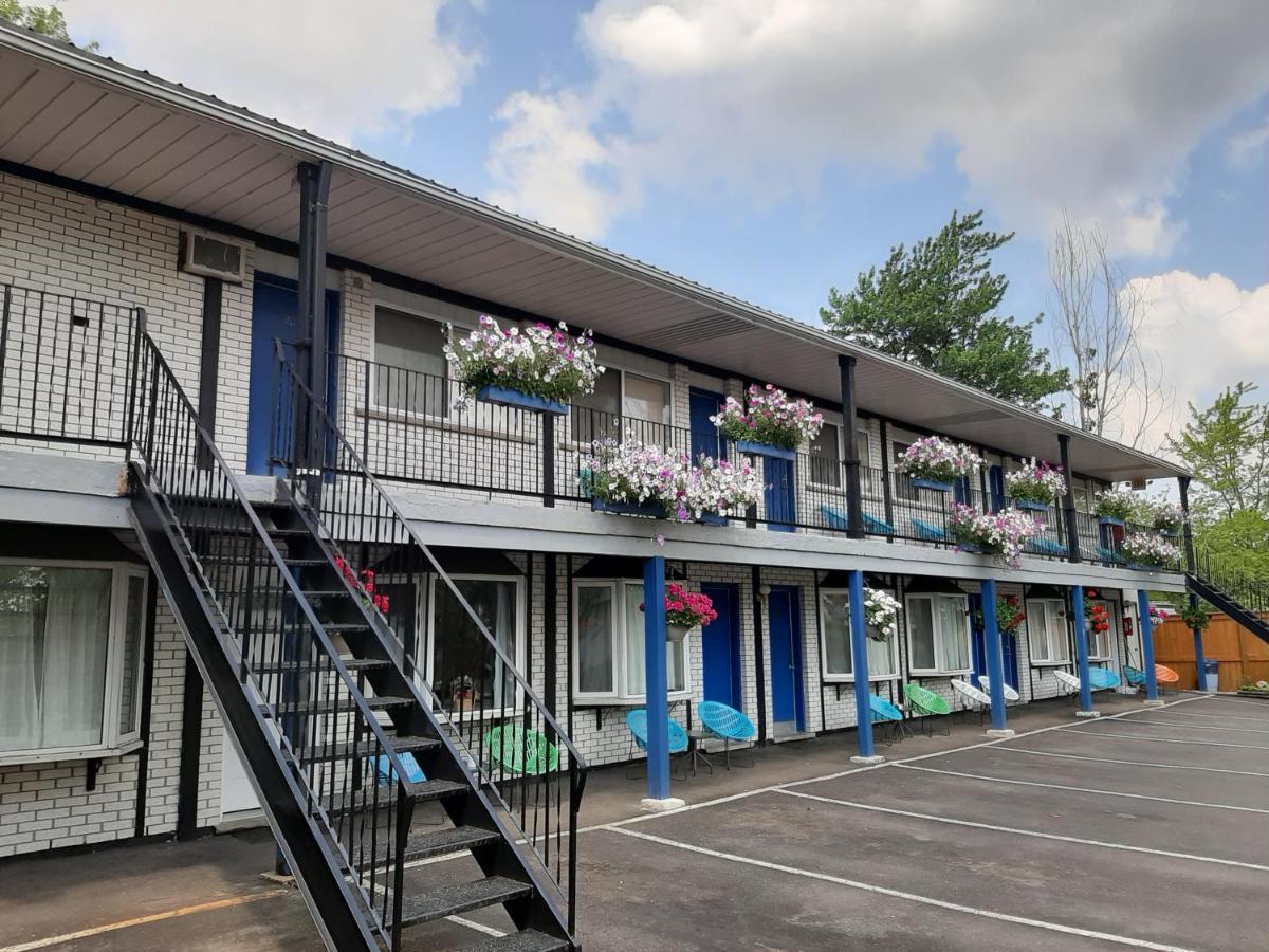 Blue Moon Motel Καταρράκτες του Νιαγάρα Εξωτερικό φωτογραφία