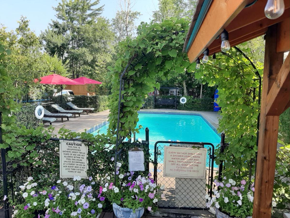 Blue Moon Motel Καταρράκτες του Νιαγάρα Εξωτερικό φωτογραφία