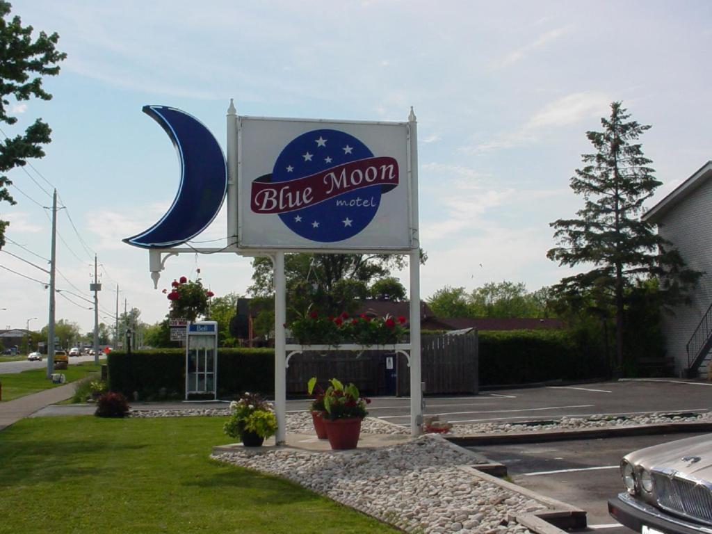 Blue Moon Motel Καταρράκτες του Νιαγάρα Εξωτερικό φωτογραφία