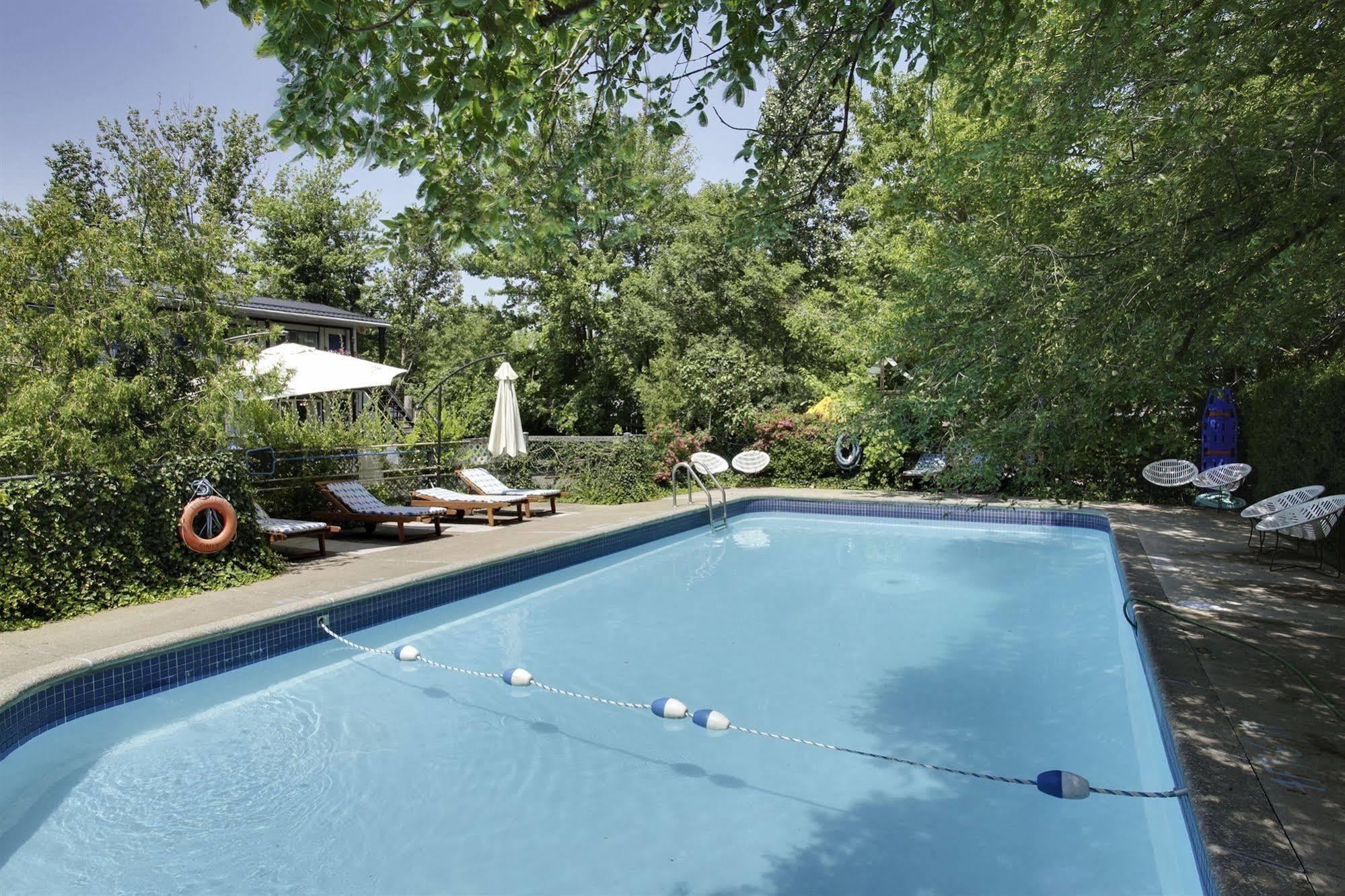Blue Moon Motel Καταρράκτες του Νιαγάρα Εξωτερικό φωτογραφία