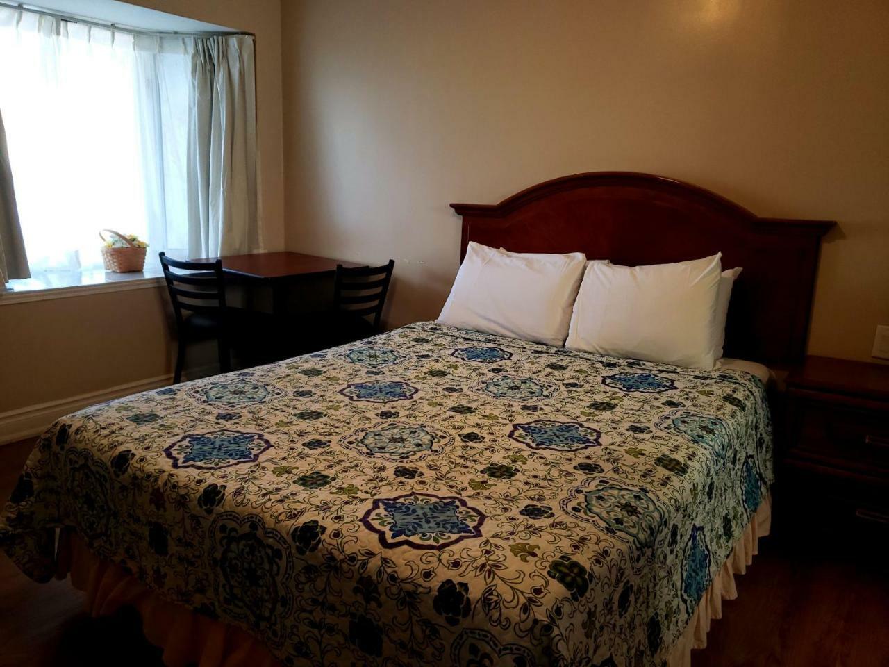 Blue Moon Motel Καταρράκτες του Νιαγάρα Εξωτερικό φωτογραφία